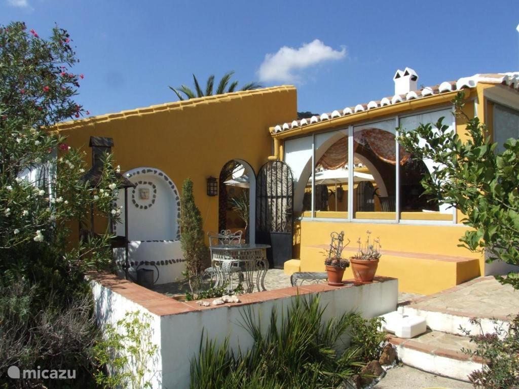 Comares B&B Finca La Loma المظهر الخارجي الصورة